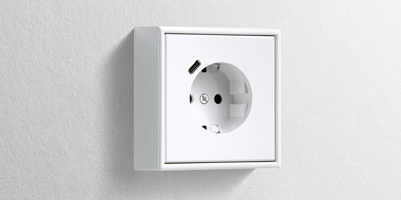 Erweiterter Anschlussraum für die Nachrüstung bei Ihr Stadt Elektriker in Wörgl